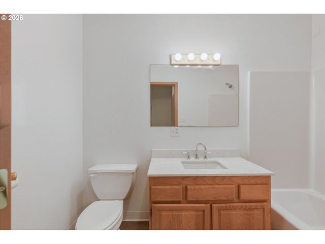 145 TALKEETNA HTS Pl, Longview, WA 98632