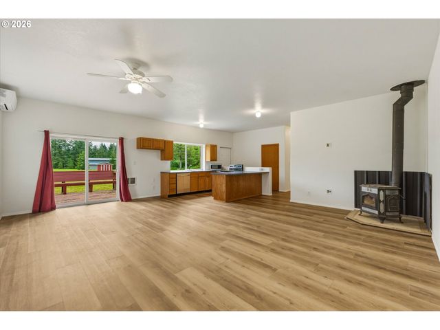 145 TALKEETNA HTS Pl, Longview, WA 98632
