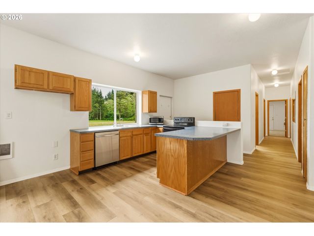145 TALKEETNA HTS Pl, Longview, WA 98632