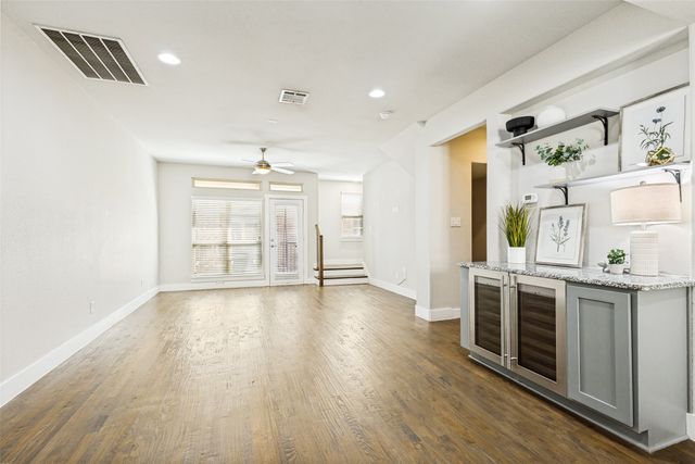 1305 Palm Springs Lane, Dallas, TX 75204