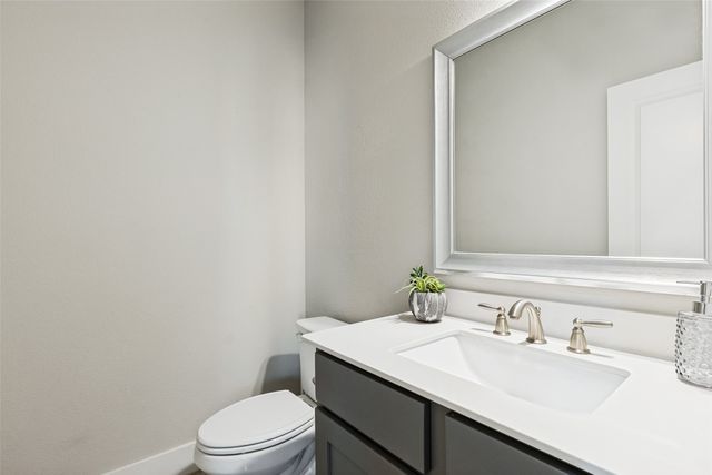 1305 Palm Springs Lane, Dallas, TX 75204