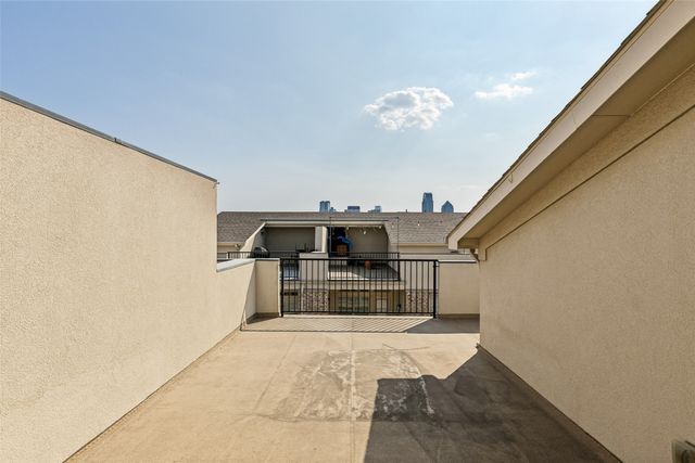 1305 Palm Springs Lane, Dallas, TX 75204