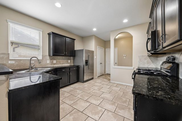 8914 Eldorado Glen Drive, Humble, TX 77338