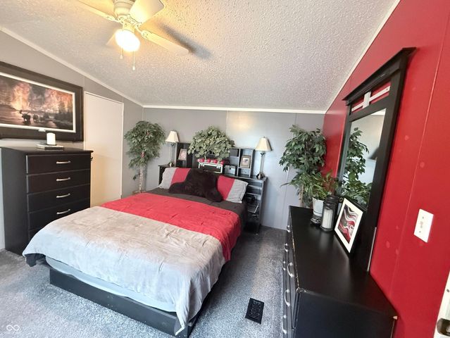 1003 Van Bibber Lake Estates, Greencastle, IN 46135