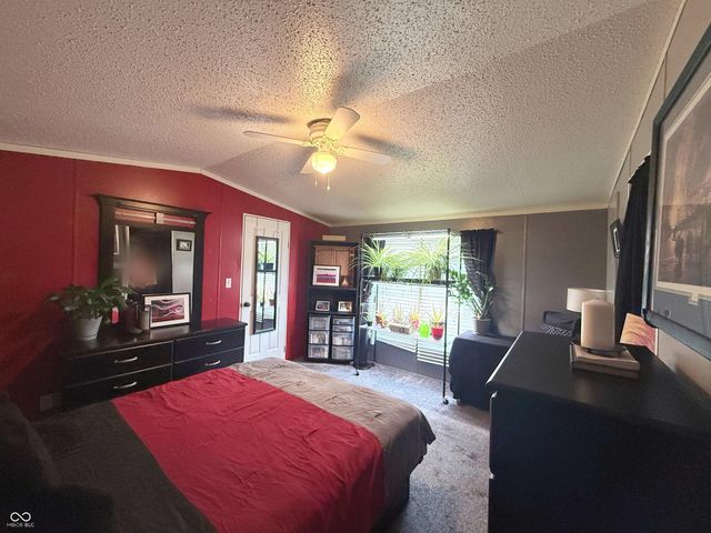 1003 Van Bibber Lake Estates, Greencastle, IN 46135