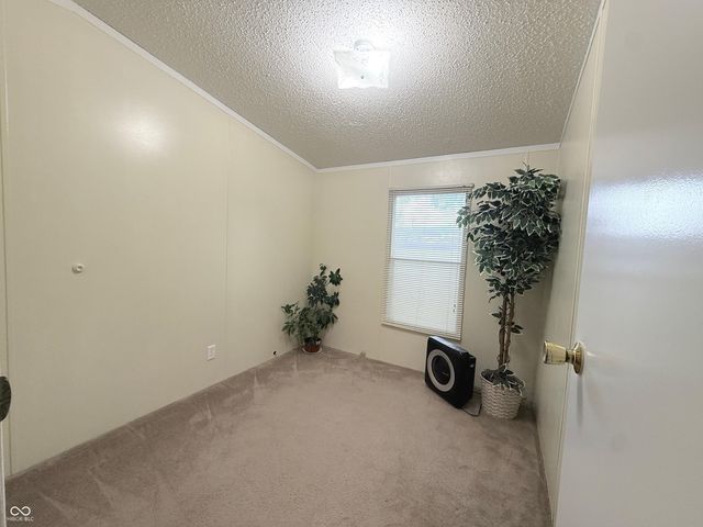 1003 Van Bibber Lake Estates, Greencastle, IN 46135