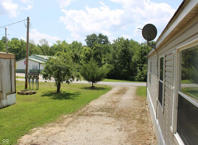 1003 Van Bibber Lake Estates, Greencastle, IN 46135
