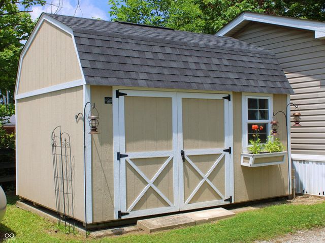 1003 Van Bibber Lake Estates, Greencastle, IN 46135