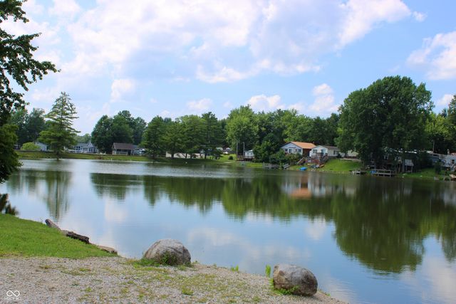 1003 Van Bibber Lake Estates, Greencastle, IN 46135