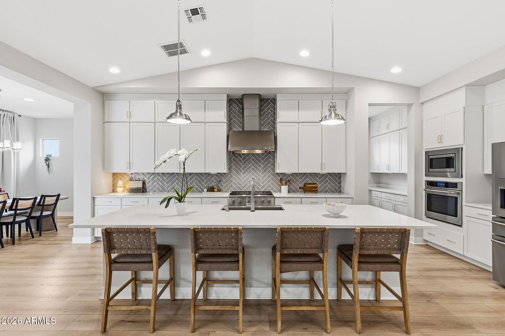 9719 E SUPERNOVA Drive, Mesa, AZ 85212