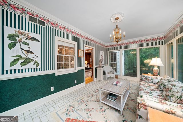 200 Wedgeway, Sandy Springs, GA 30350