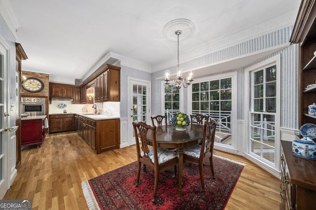 200 Wedgeway, Sandy Springs, GA 30350