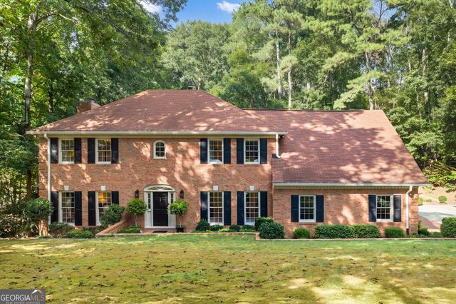 200 Wedgeway, Sandy Springs, GA 30350
