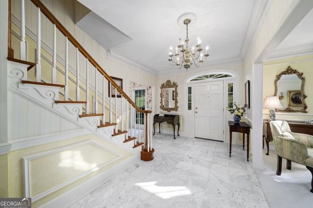 200 Wedgeway, Sandy Springs, GA 30350