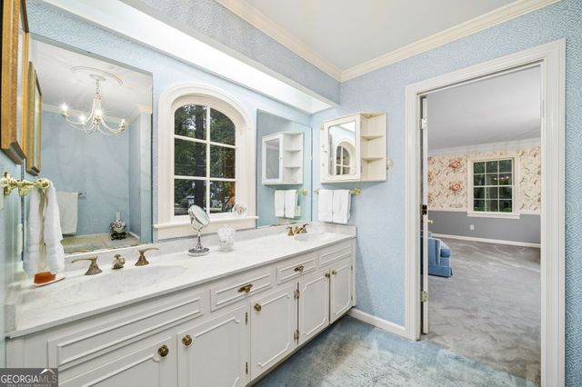 200 Wedgeway, Sandy Springs, GA 30350