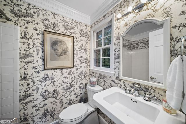 200 Wedgeway, Sandy Springs, GA 30350