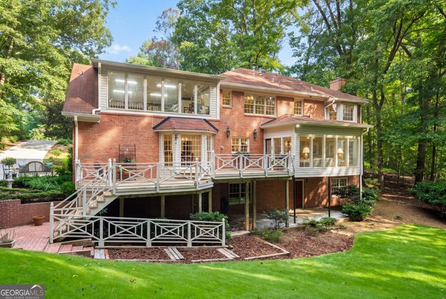 200 Wedgeway, Sandy Springs, GA 30350