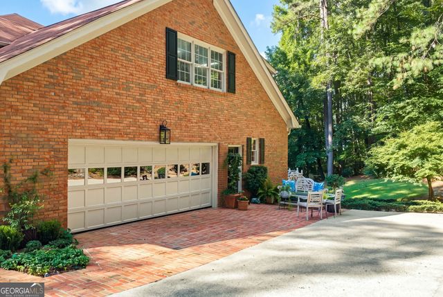 200 Wedgeway, Sandy Springs, GA 30350