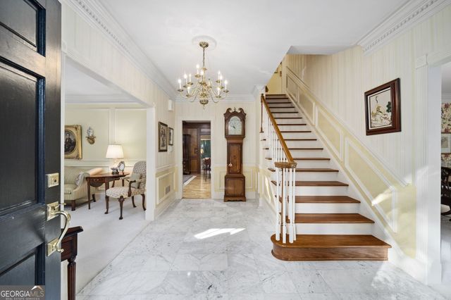 200 Wedgeway, Sandy Springs, GA 30350