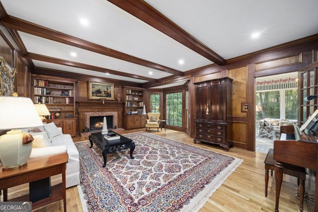 200 Wedgeway, Sandy Springs, GA 30350