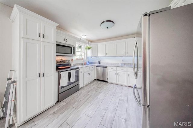 24478 Trolley Lane, St Robert, MO 65584