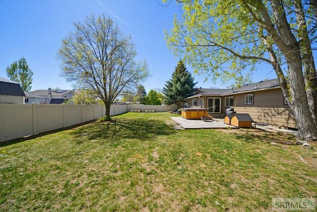 1632 Parkwood Street, Idaho Falls, ID 83401