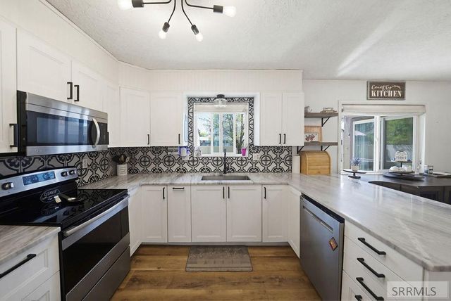 1632 Parkwood Street, Idaho Falls, ID 83401