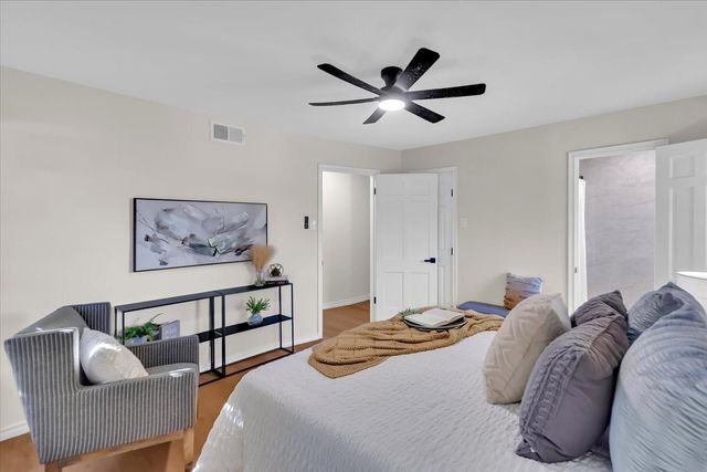 732 James Drive, Richardson, TX 75080