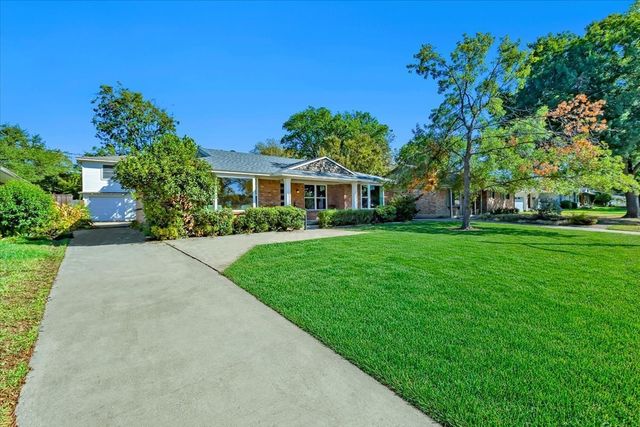 732 James Drive, Richardson, TX 75080