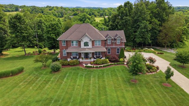 3520 Prominence Dr, Spring Hill, TN 37174