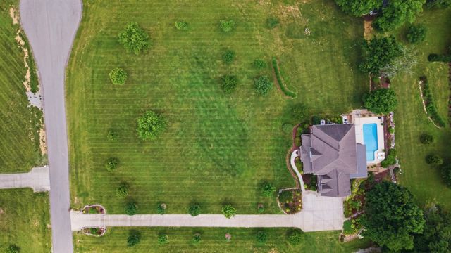 3520 Prominence Dr, Spring Hill, TN 37174
