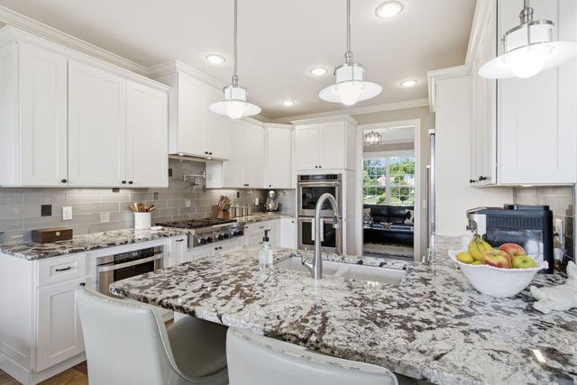 3520 Prominence Dr, Spring Hill, TN 37174