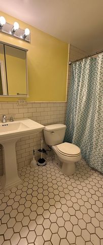 420 S Kenilworth Avenue 2, Oak Park, IL 60302