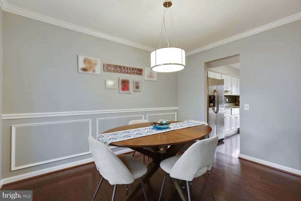 Image 13 of property listing at 18262 METZ DR, Germantown, MD 20874