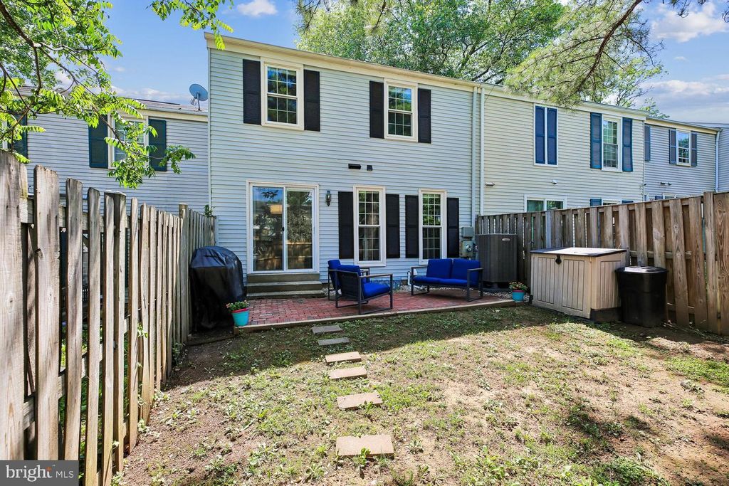 Image 45 of property listing at 18262 METZ DR, Germantown, MD 20874