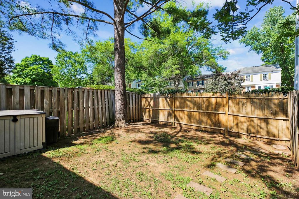 Image 47 of property listing at 18262 METZ DR, Germantown, MD 20874