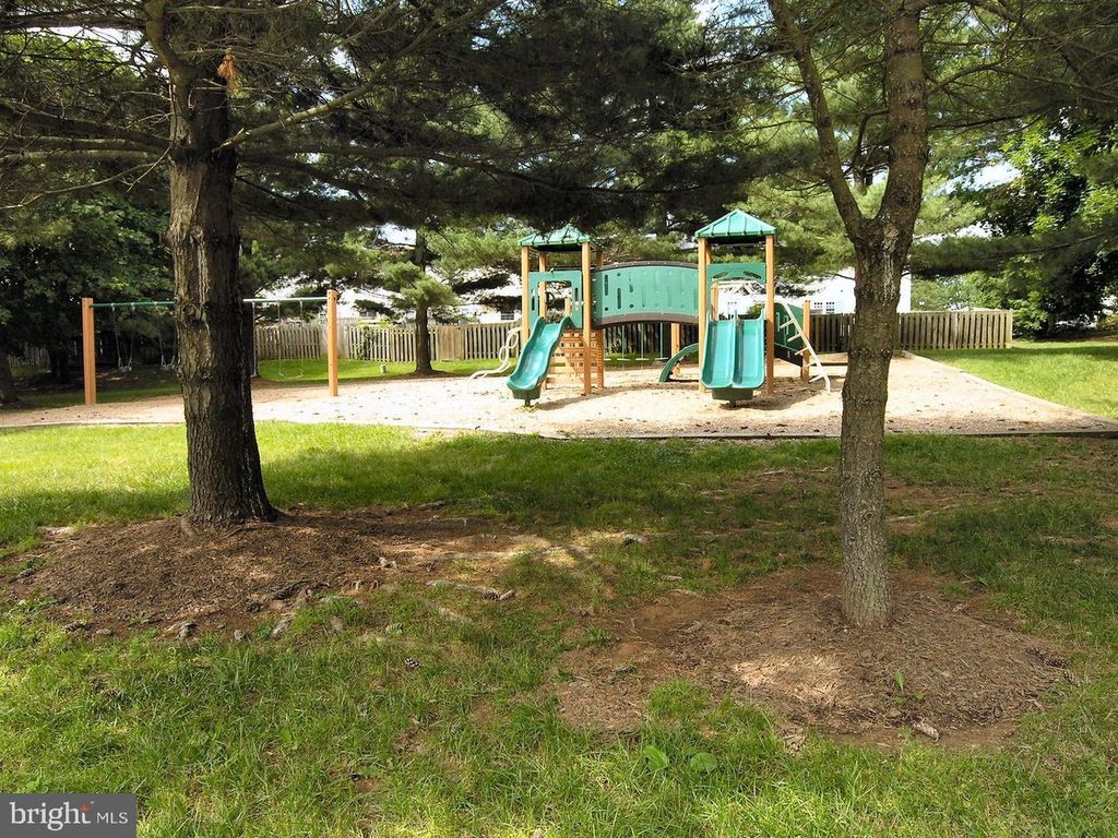 Image 68 of property listing at 18262 METZ DR, Germantown, MD 20874