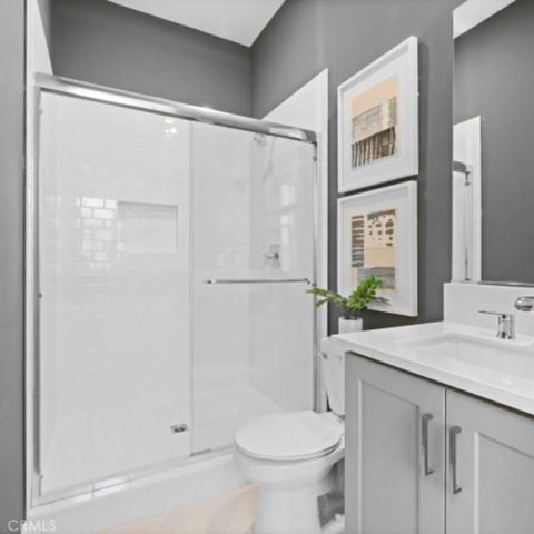 29610 Corte Ballenas, Valencia, CA 91354