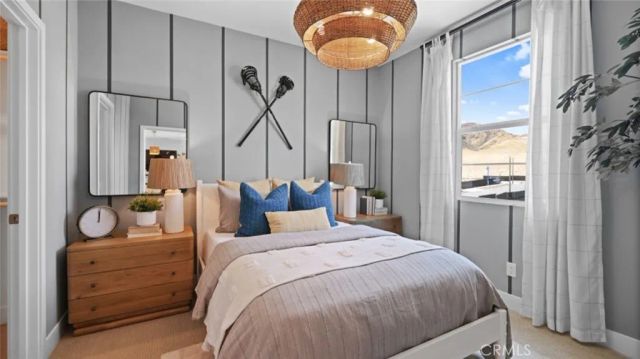 29610 Corte Ballenas, Valencia, CA 91354