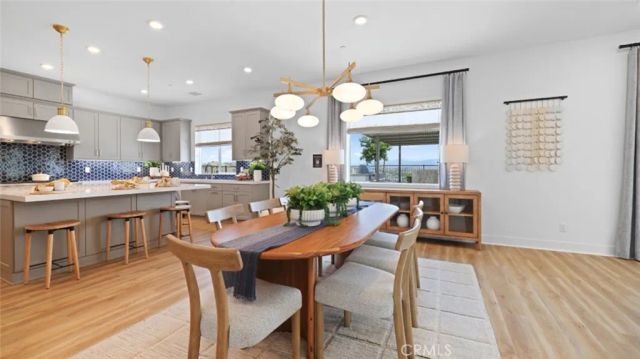 29610 Corte Ballenas, Valencia, CA 91354