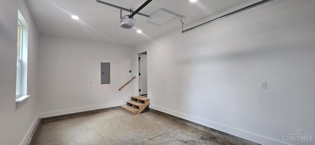 505 E Main Street, Blanchester, OH 45107