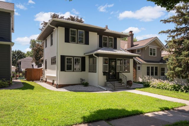 2132 Stanford Avenue, Saint Paul, MN 55105