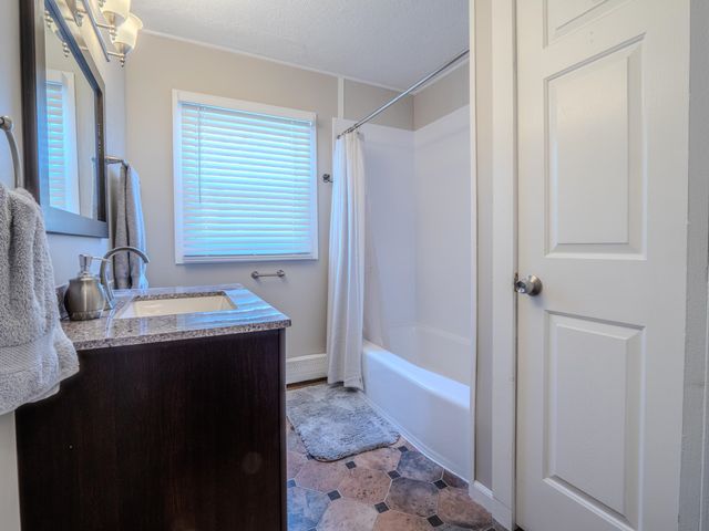 56 Burr Pond Road, Sudbury, VT 05733