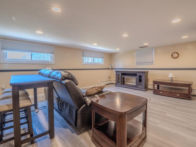 56 Burr Pond Road, Sudbury, VT 05733