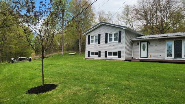 56 Burr Pond Road, Sudbury, VT 05733
