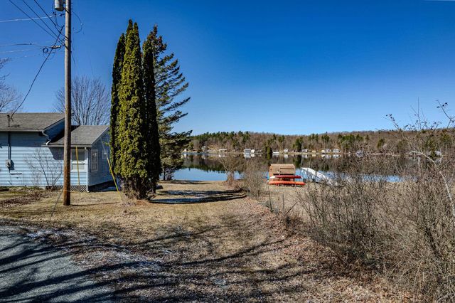 56 Burr Pond Road, Sudbury, VT 05733