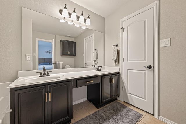 7002 Durango Creek Drive, Magnolia, TX 77354