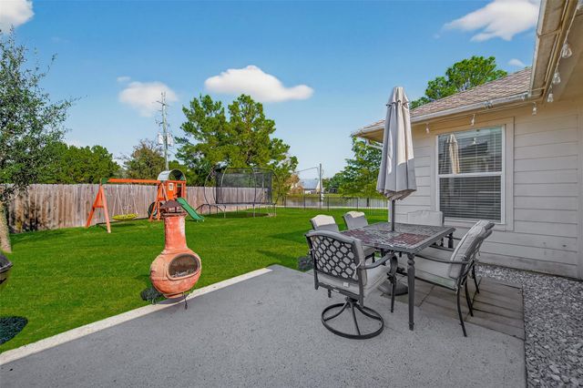 7002 Durango Creek Drive, Magnolia, TX 77354