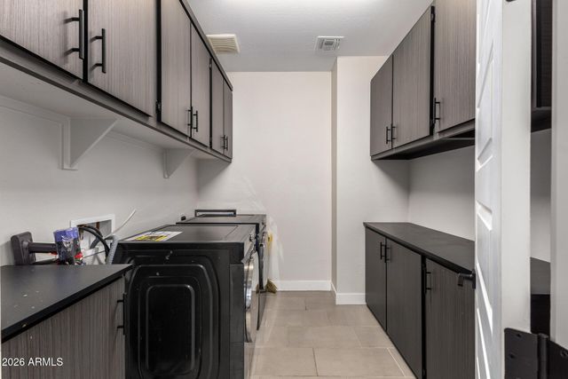 5442 N 90TH Drive, Glendale, AZ 85305