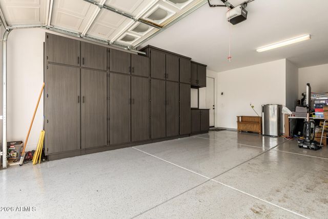 5442 N 90TH Drive, Glendale, AZ 85305